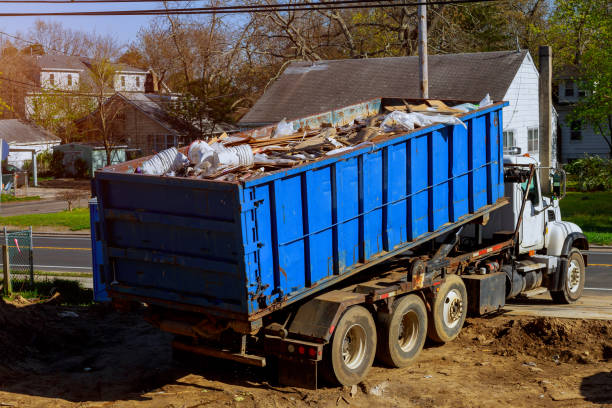 Best Yard Cleanup Services  in Delavan, IL